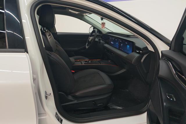 Ford Mondeo id 3857272 из Китая 8