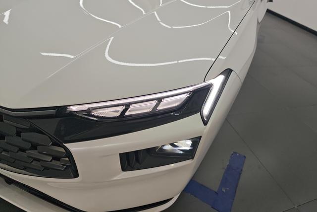 Ford Mondeo id 3857272 из Китая 9