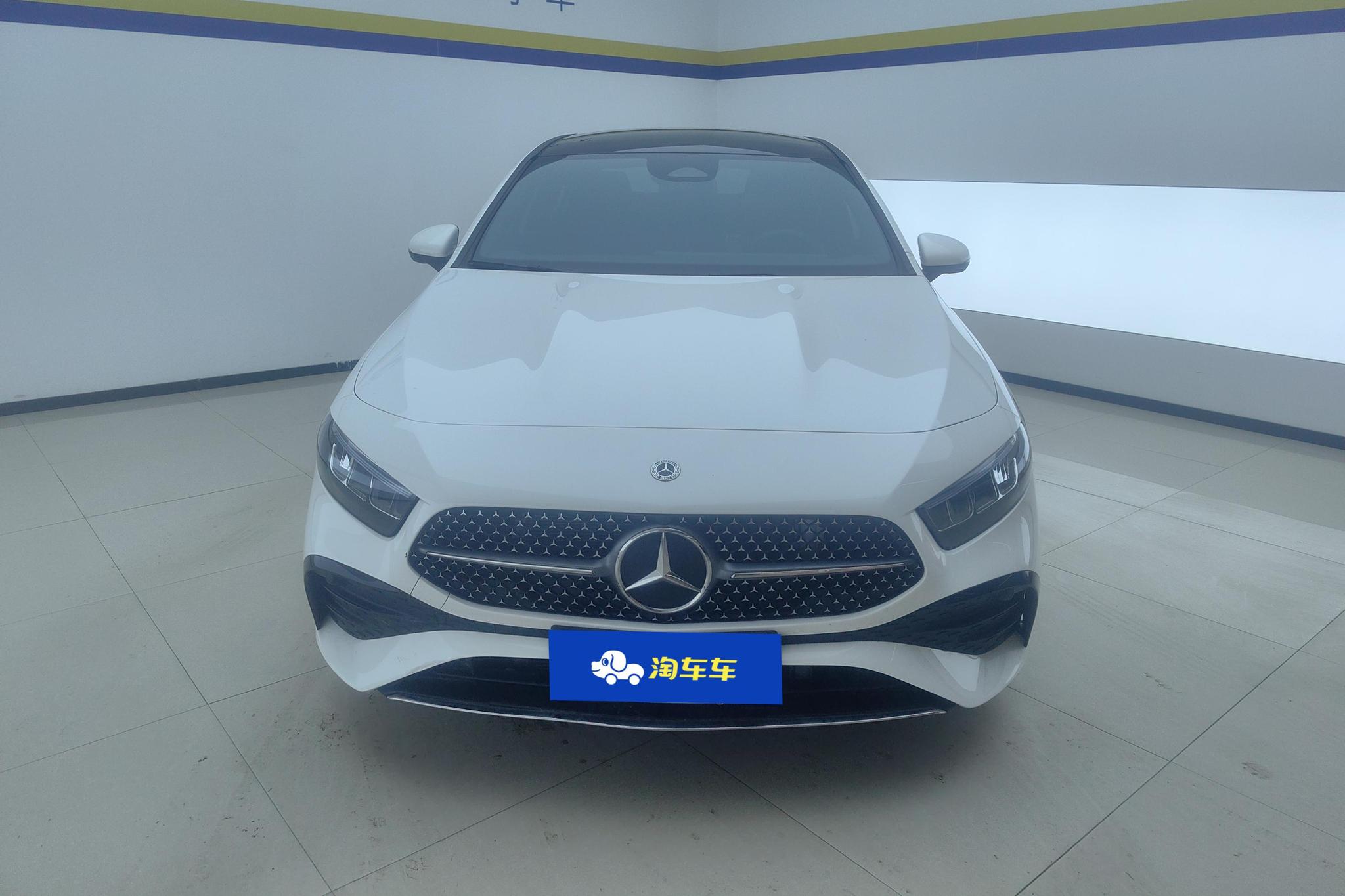 Mercedes-Benz A-Class A 2024 A 200 L Fashion