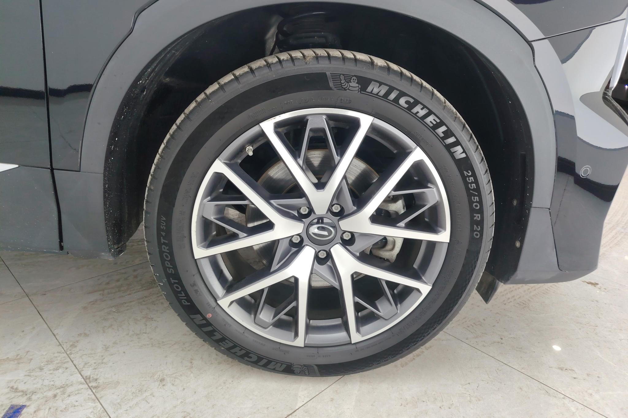 GAC GS8 2022 2.0TGDI Luxury 7 мест