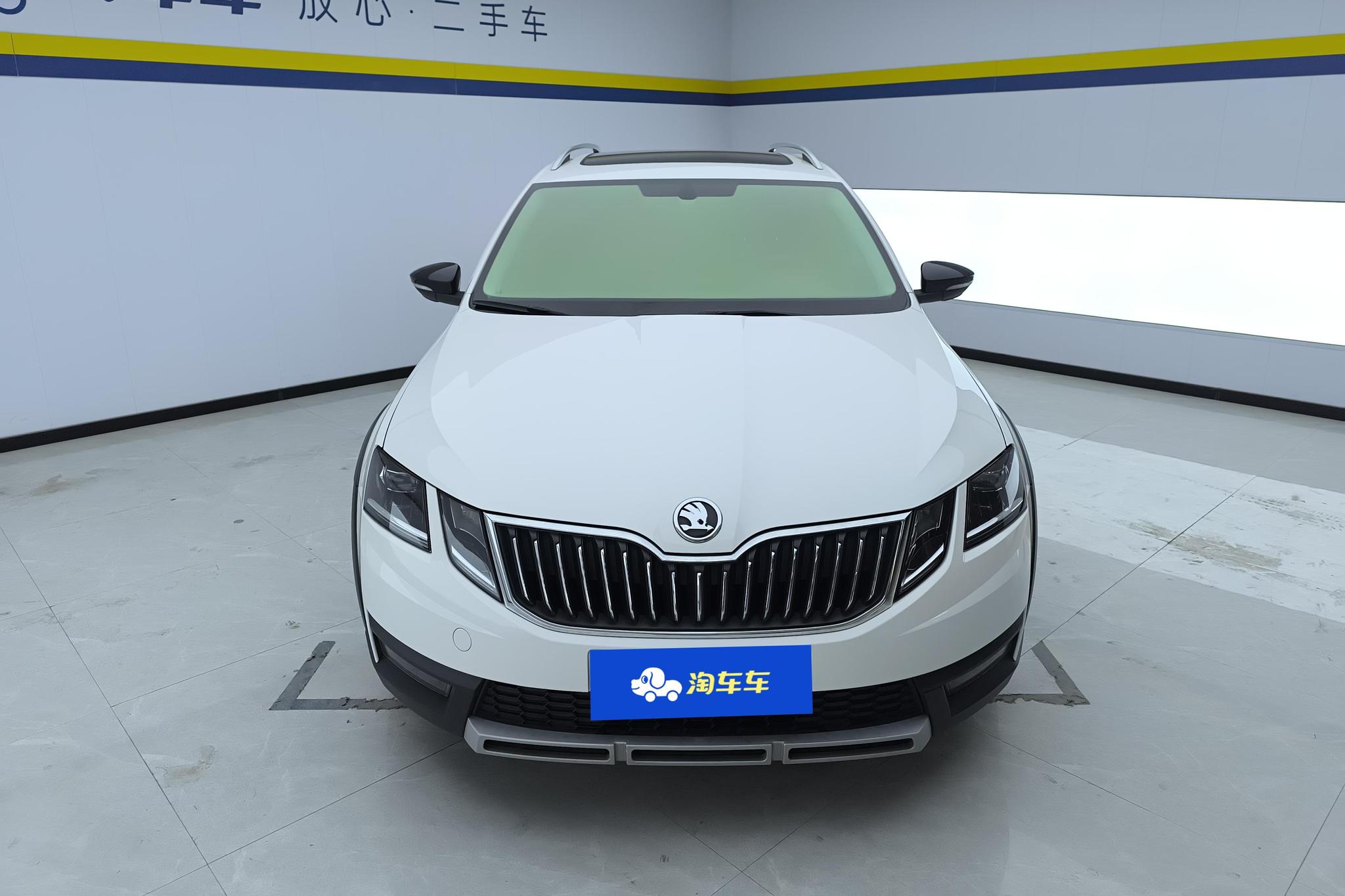 Skoda Octavia 2019 TSI280 DSG Luxury VI