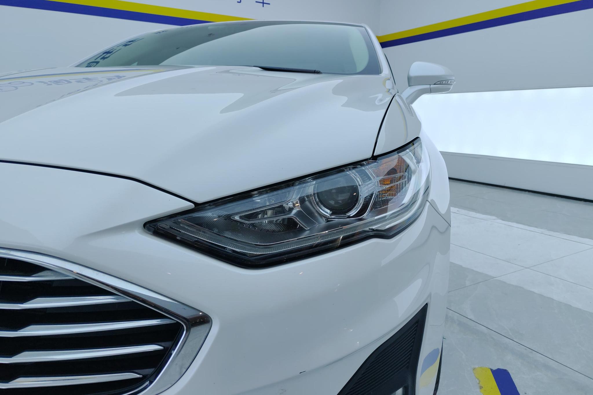 Ford Mondeo 2020 EcoBoost 180 Fashion