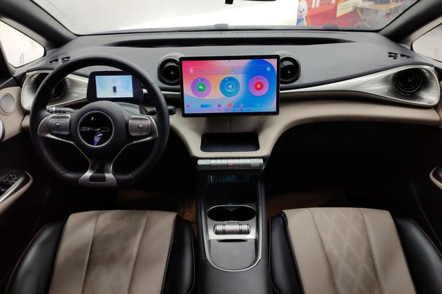 BYD Dolphin 2023 — фото 12