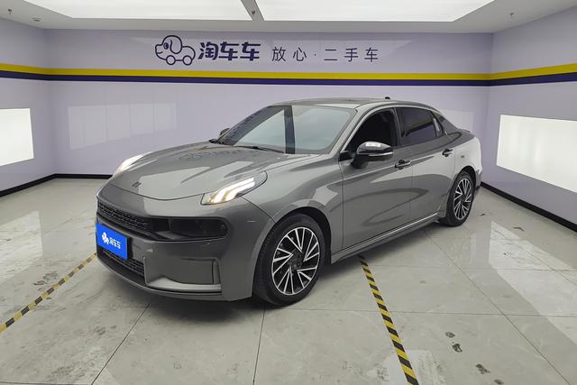 Lynk 03 2022 Темно-серый из Китая