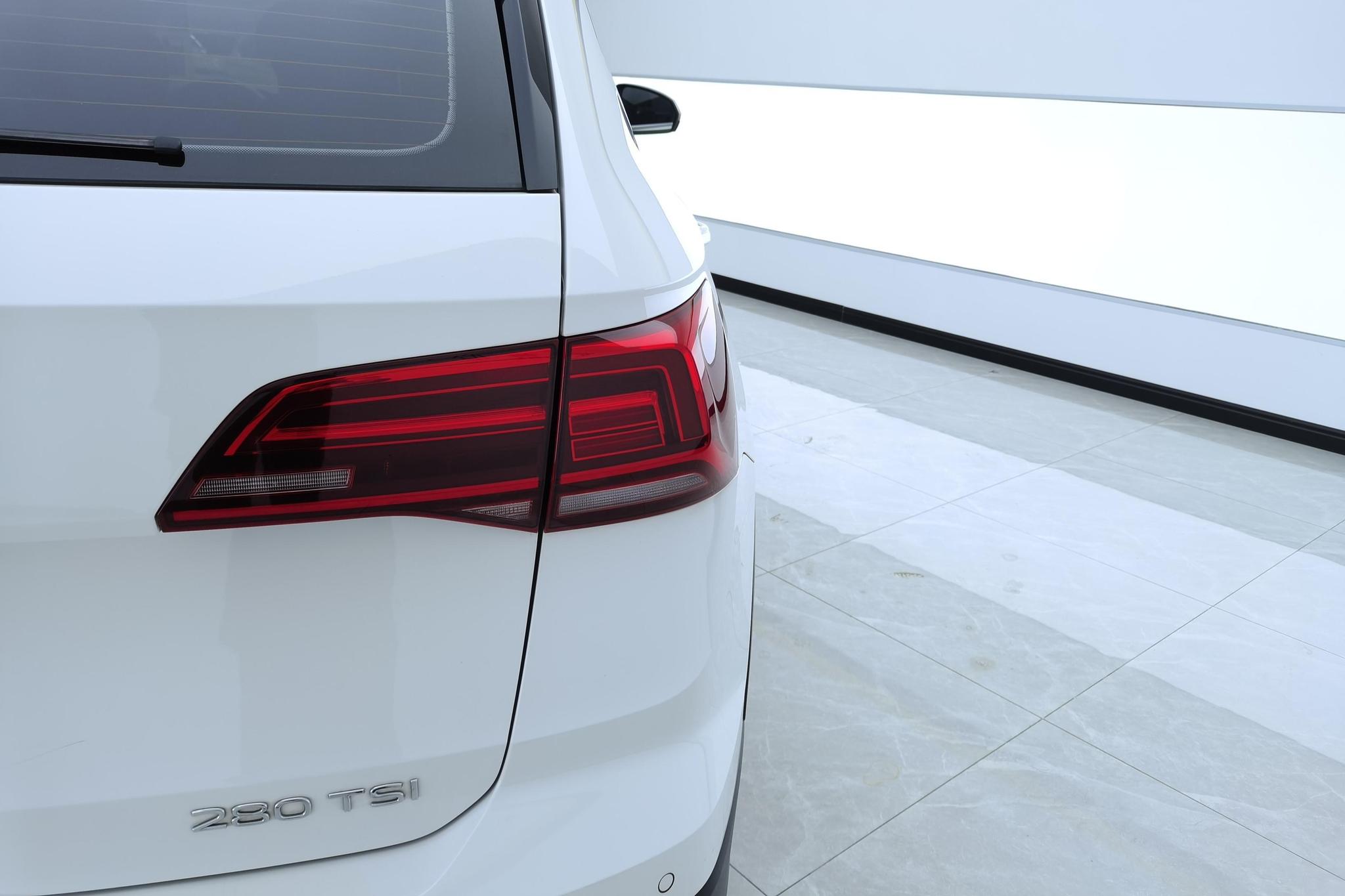 Volkswagen Tharu 2021 280TSI Luxury PLUS