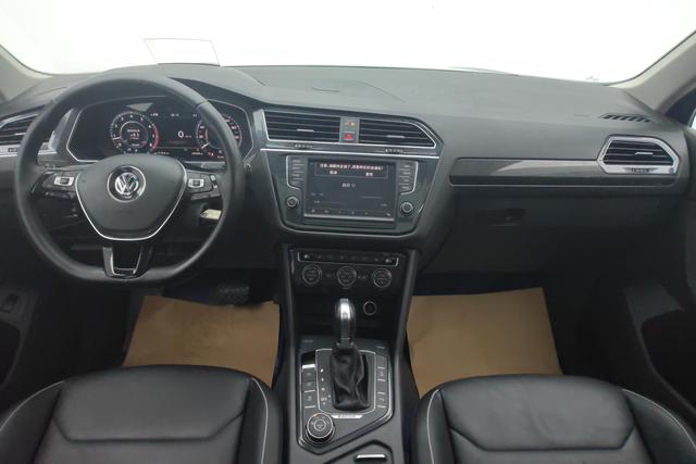 Volkswagen Tiguan 2017 330 TSI 4 WD — фото 11
