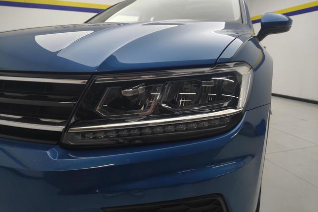 Volkswagen Tiguan 2017 330 TSI 4 WD — фото 5