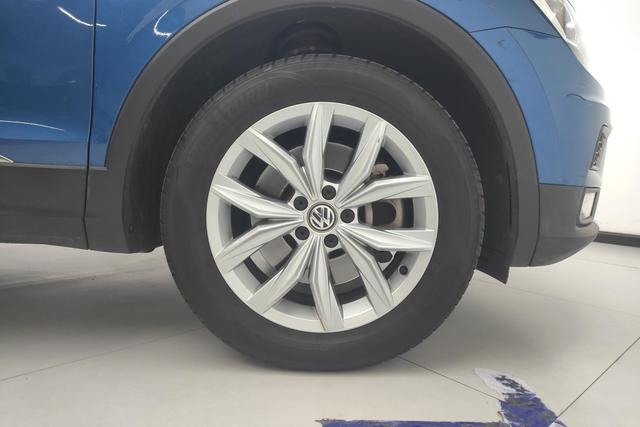 Volkswagen Tiguan 2017 330 TSI 4 WD — фото 4