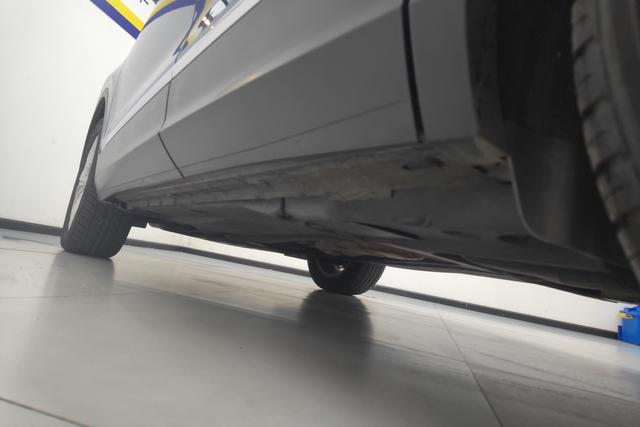 Volkswagen Tiguan 2017 330 TSI 4 WD — фото 8