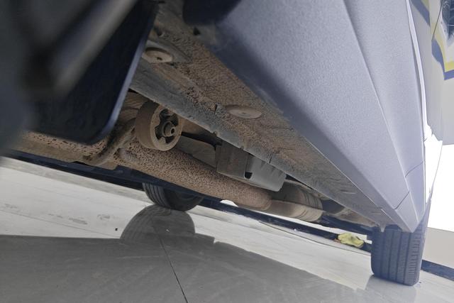 Lynk 06 EM-P 2022 Темно-серый из Китая, фото 4