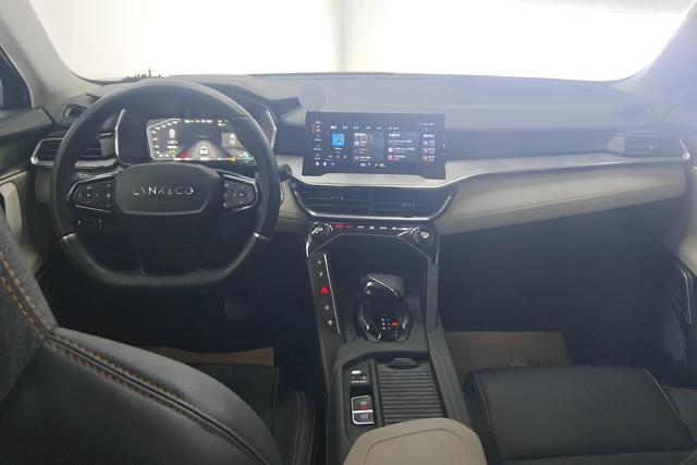 Lynk 06 EM-P id 3823557 из Китая 7