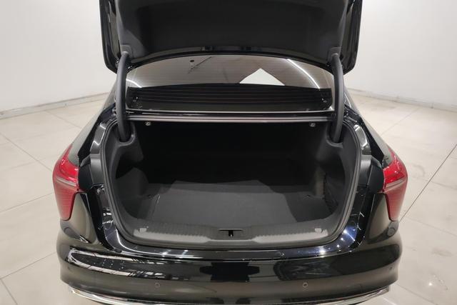 Red flag H5 2024 Черный из Китая, фото 3