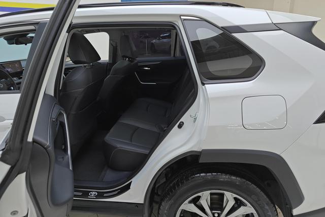 Toyota RAV4 2023 2.0 L CVT 2 WD PLUS — фото 16