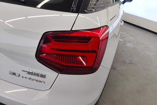 Audi Q2L e-tron id 3783735 из Китая 12