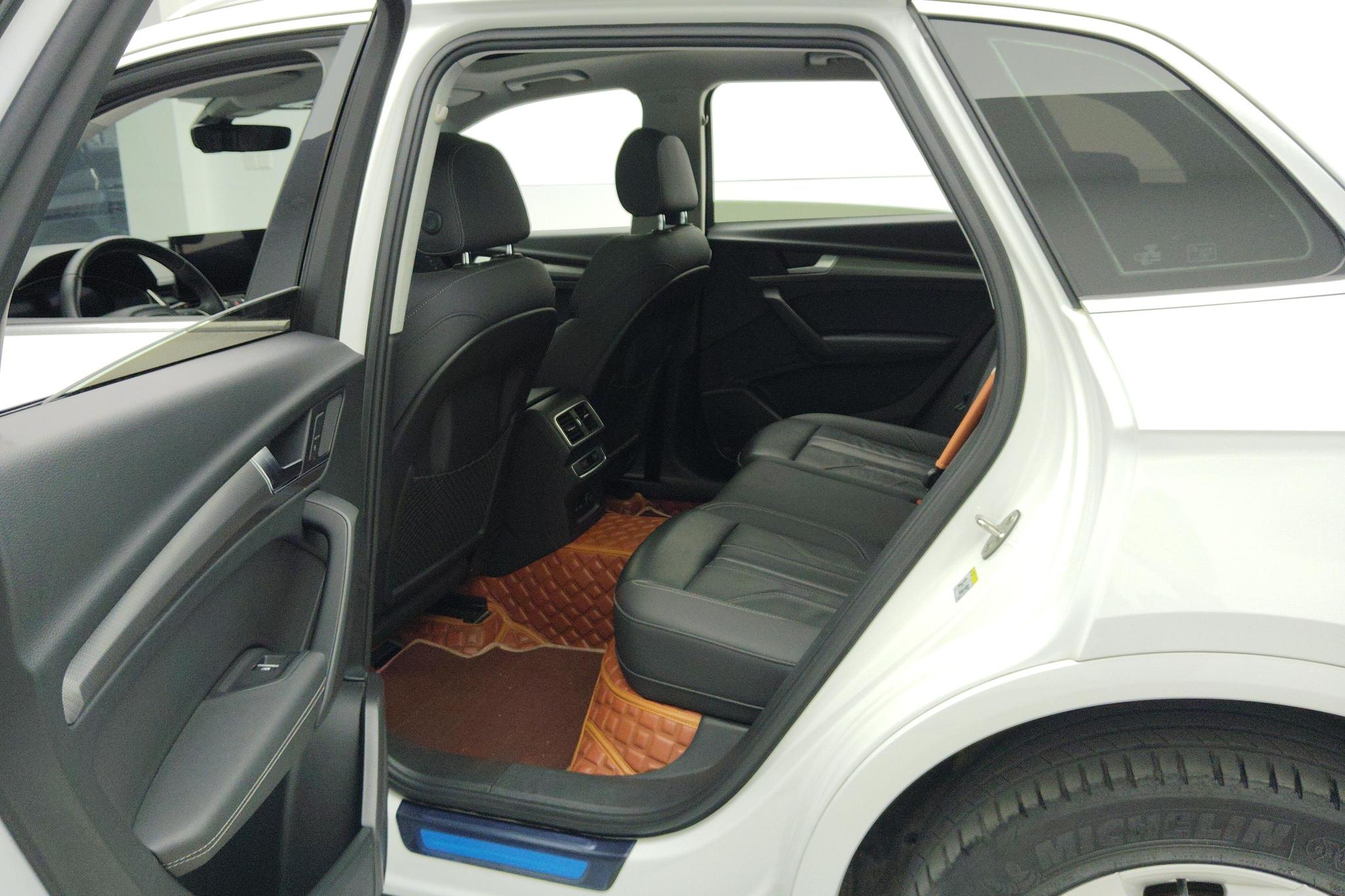 Audi Q5L 2021 Белый из Китая, фото 3