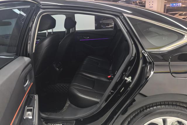 Honda Accord id 3785327 из Китая 10