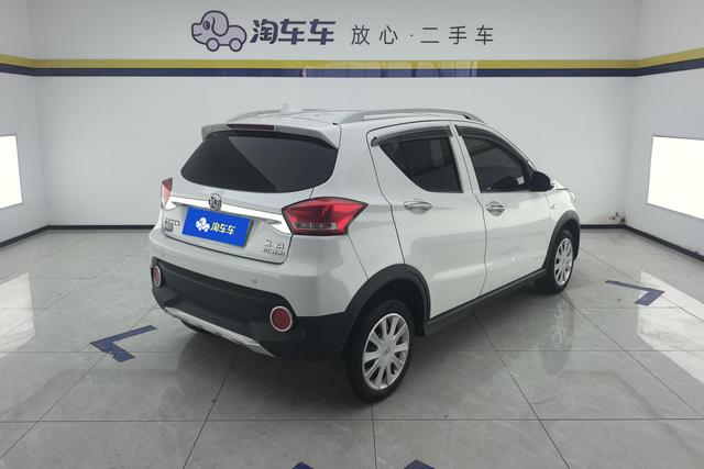 BAIC BJEV Baic New Energy EC 2018 — фото 3