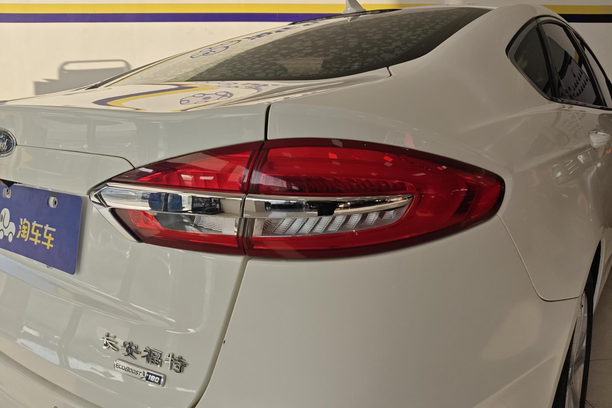 Ford Mondeo 2020 EcoBoost 180 Fashion