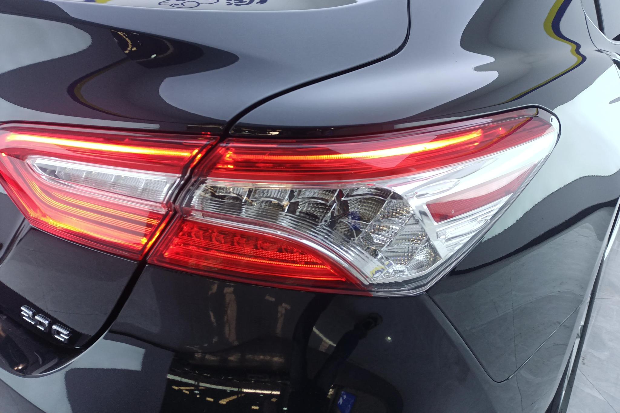 Toyota Camry 2023 2.0G Luxury
