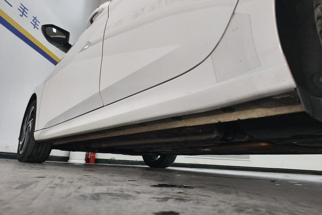 Hyundai Elantra 2023 1.5 L CVT GLX — фото 7