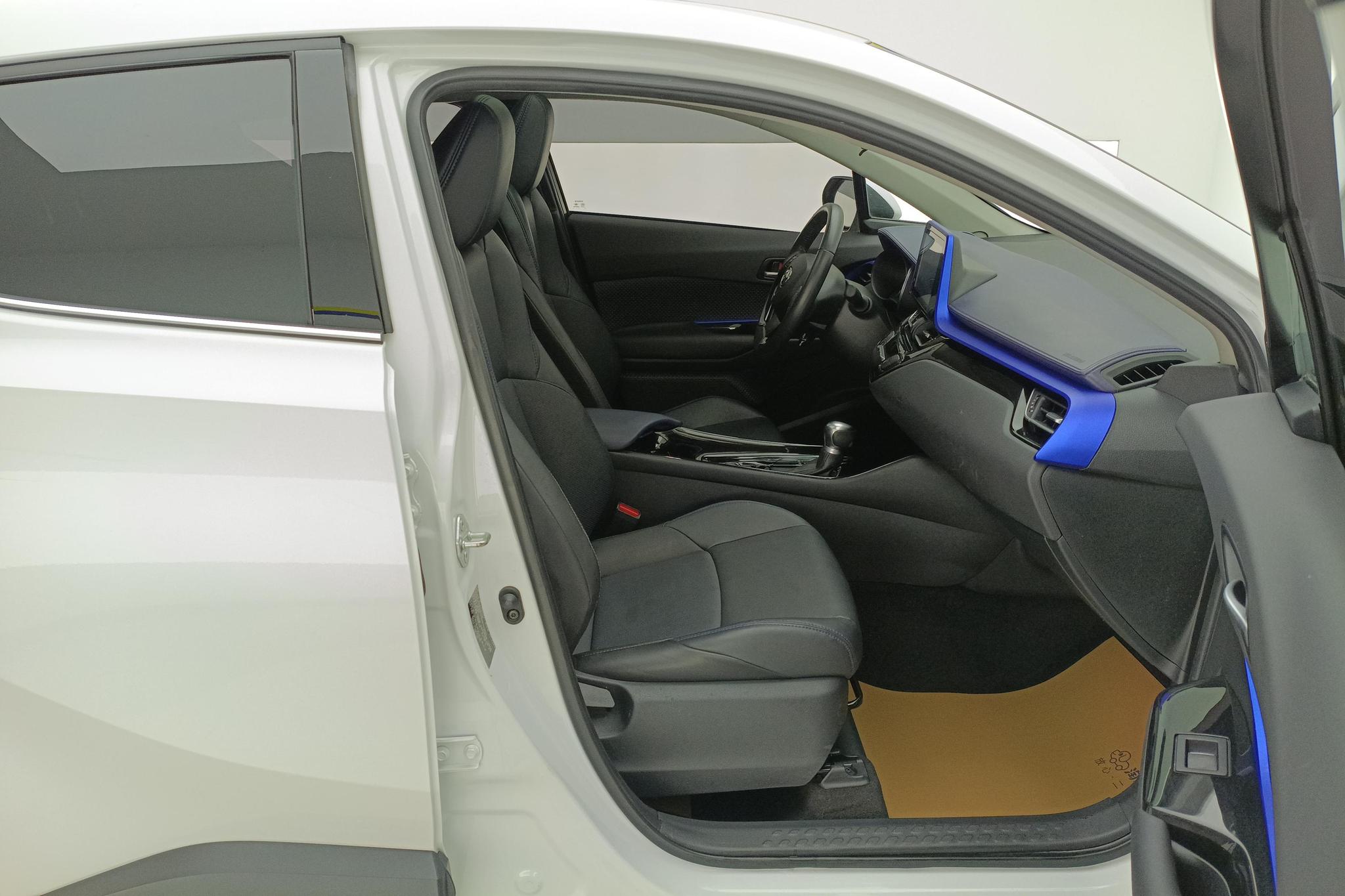 Toyota C-HR 2021 2.0L Luxury