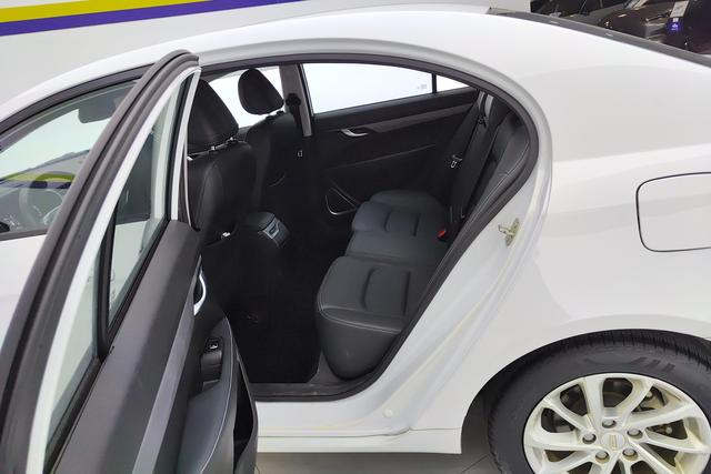 Geely Emgrand 2021 UP 1.5 L CVTLuxury — фото 15