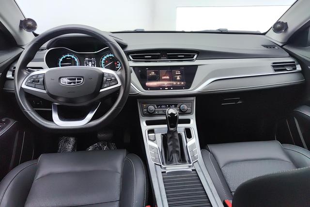 Geely Emgrand 2021 UP 1.5 L CVTLuxury — фото 13