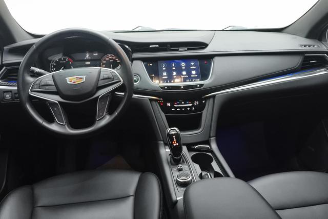 Cadillac XT5 2021 — фото 12