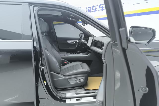 Trumpchi GS8 2024 2.0 TGDI 2 WD — фото 15