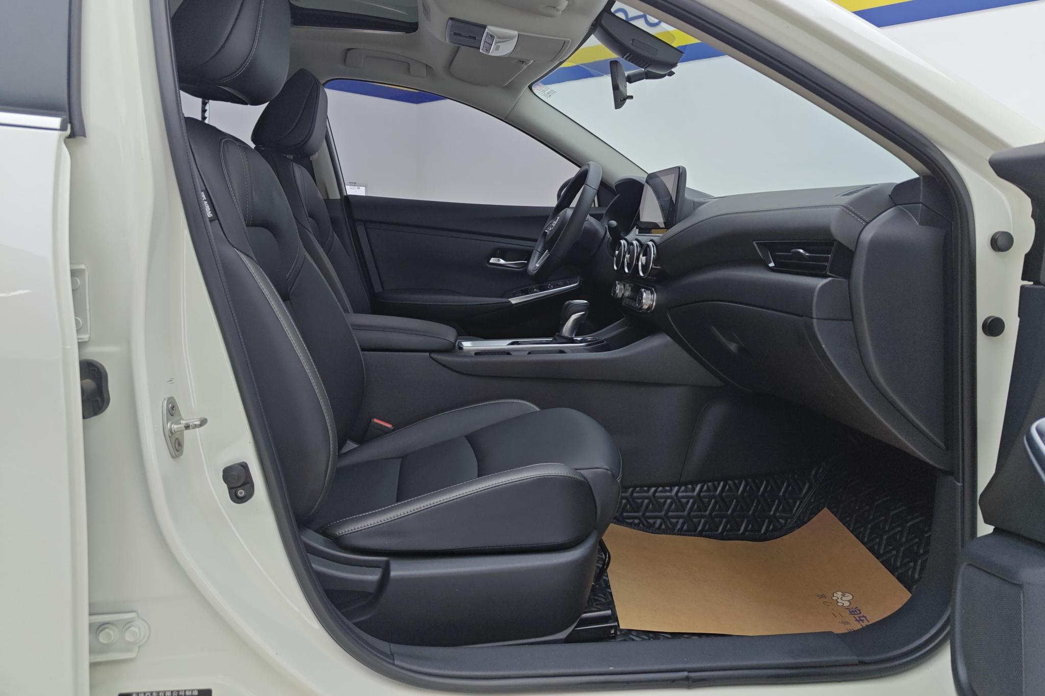 Nissan Sylphy 2022 1.6L XL CVT Enjoy