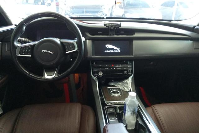 Jaguar XFL id 3784610 из Китая 13