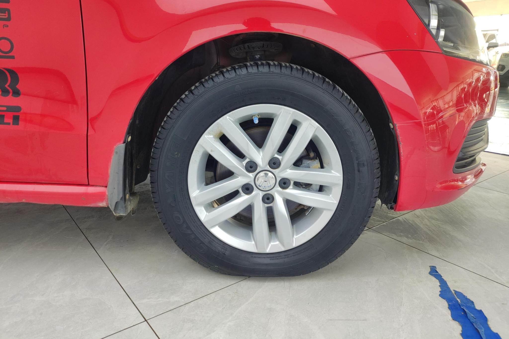 Volkswagen Polo 2016 1.4L AT