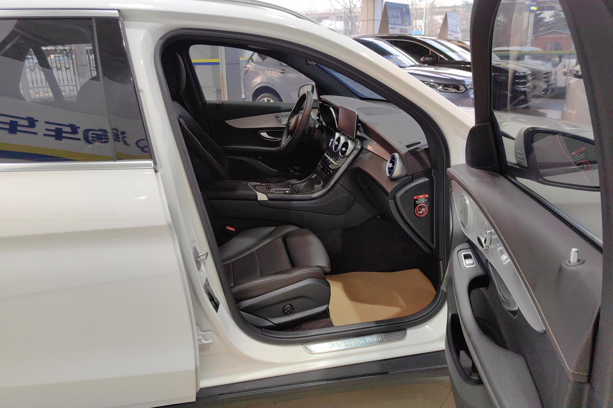 Mercedes-Benz GLC 2021 GLC 260 L 4MATIC