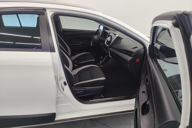 Toyota YARIS L Zhixuan 2020 Белый из Китая, фото 3