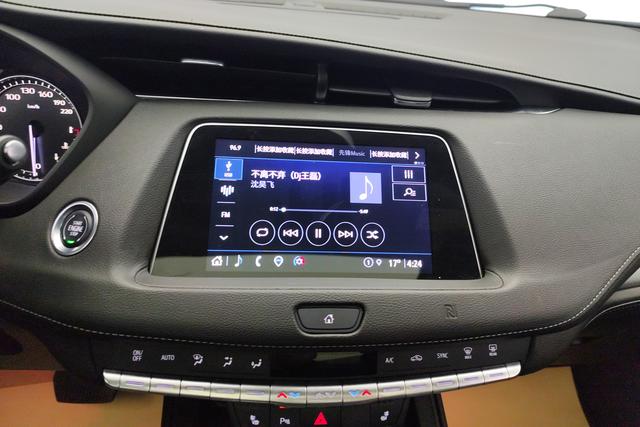 Cadillac XT4 2021 Черный из Китая, фото 2