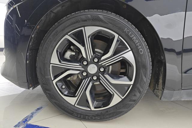 Red flag E-QM5 2023 Черный из Китая, фото 3