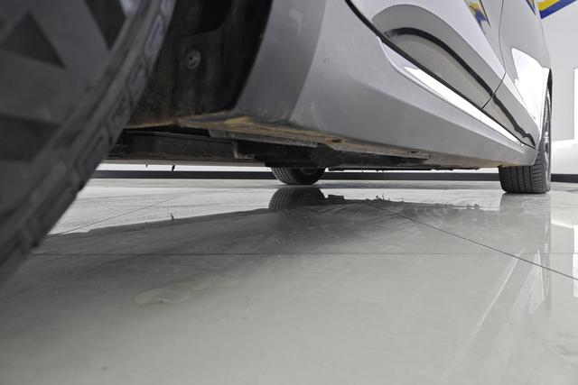 Red flag E-QM5 2023 Черный из Китая, фото 6