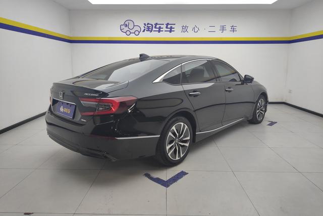 Honda Accord id 3768888 из Китая 16