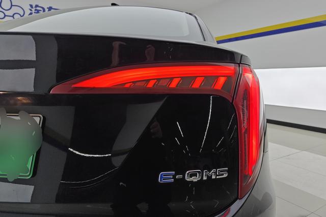 Red flag E-QM5 id 3784322 из Китая 10