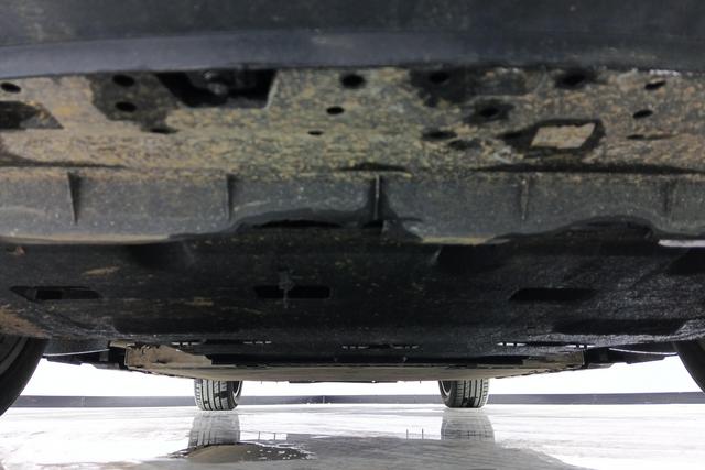 Red flag E-QM5 id 3785666 из Китая 13