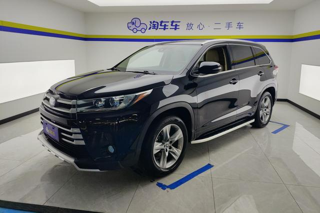 Toyota Highlander 2018 — фото 1