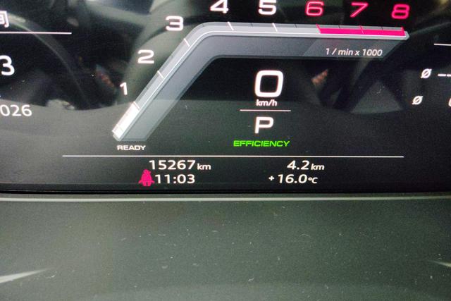 Audi A4L id 3837370 из Китая 11