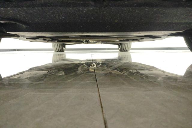 Audi A4L id 3837370 из Китая 17