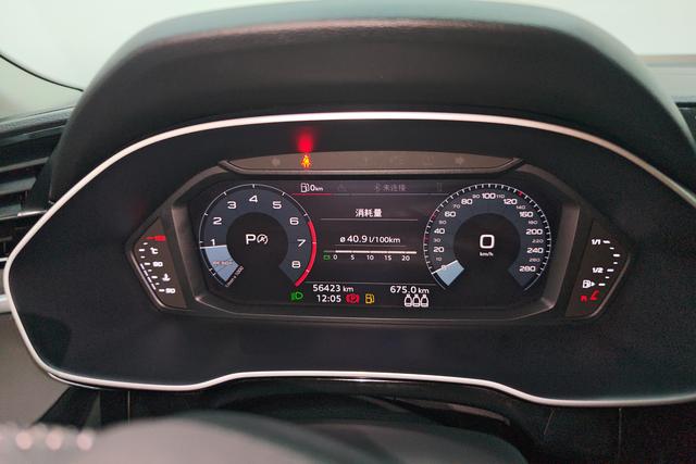 Audi Q3 Sportback 2021 Темно-серый из Китая