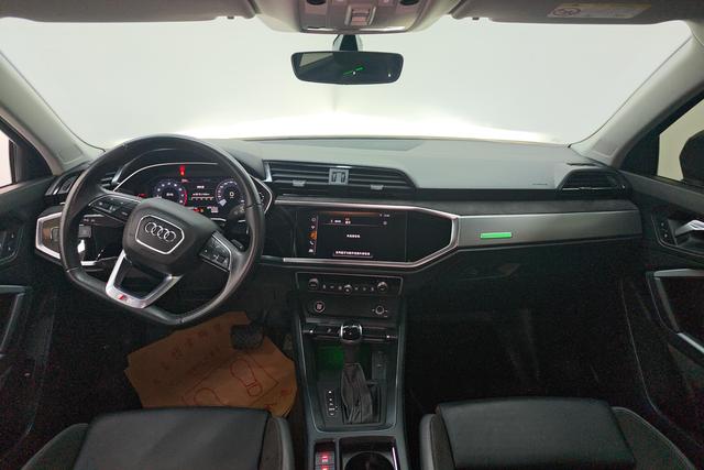 Audi Q3 Sportback 2020 40 TFSI — фото 11