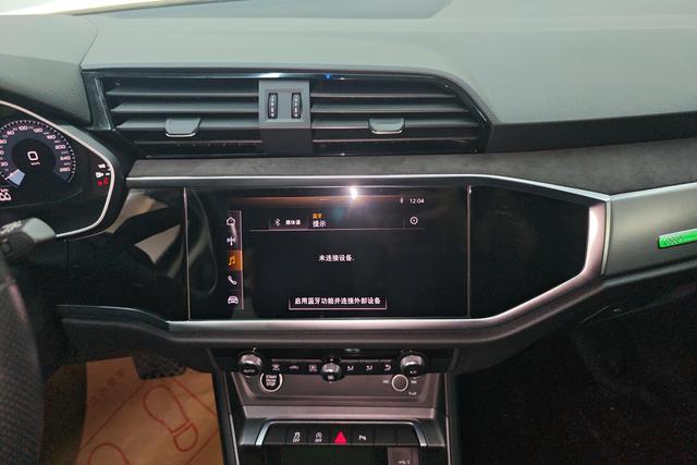 Audi Q3 Sportback 2020 40 TFSI — фото 12