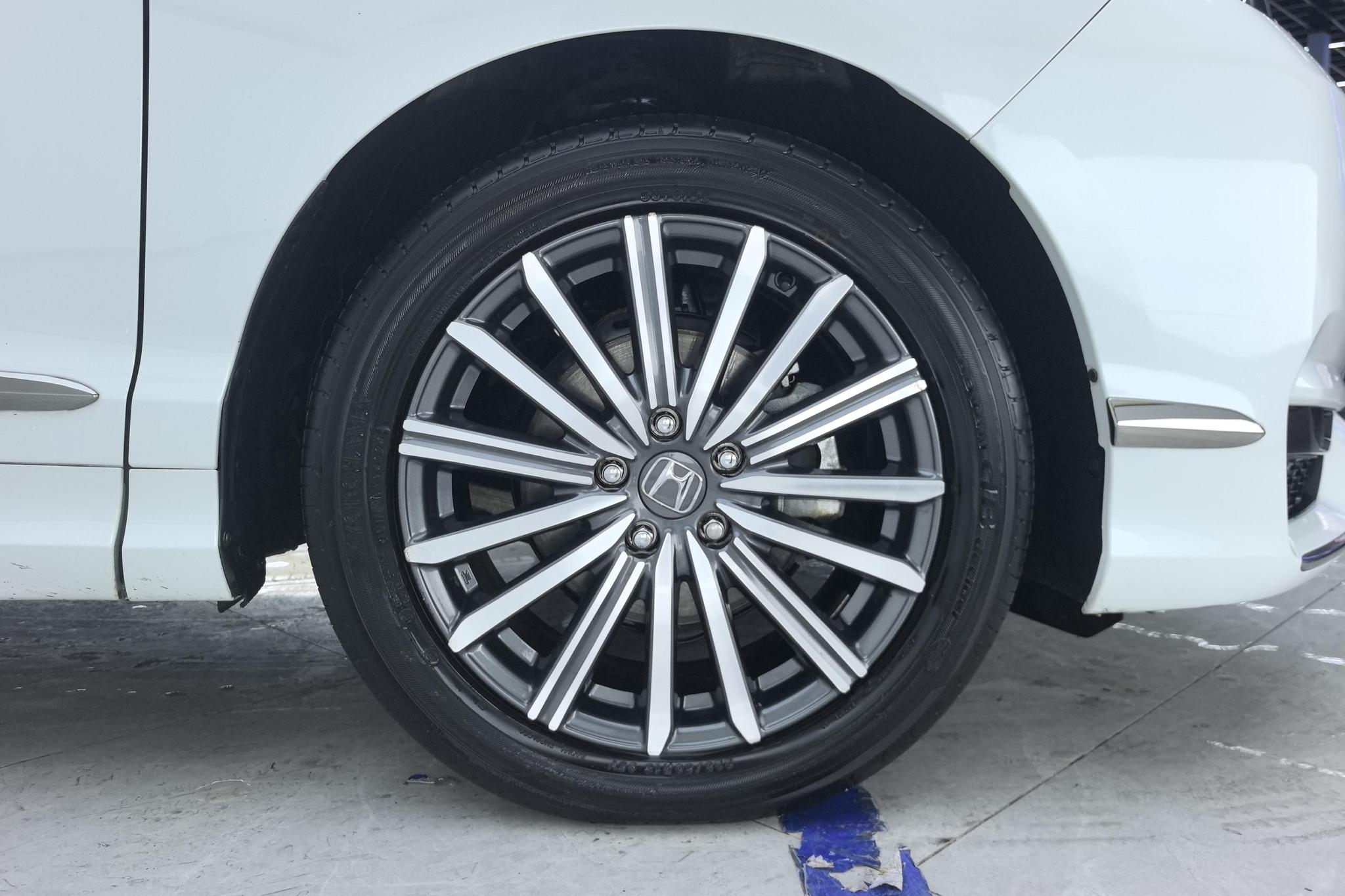 Honda Elysion 2022 2.0L Luxury