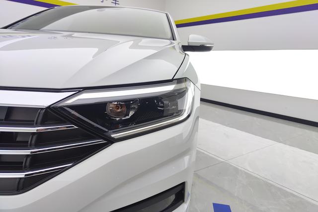 Volkswagen Sagitar id 3849879 из Китая 15