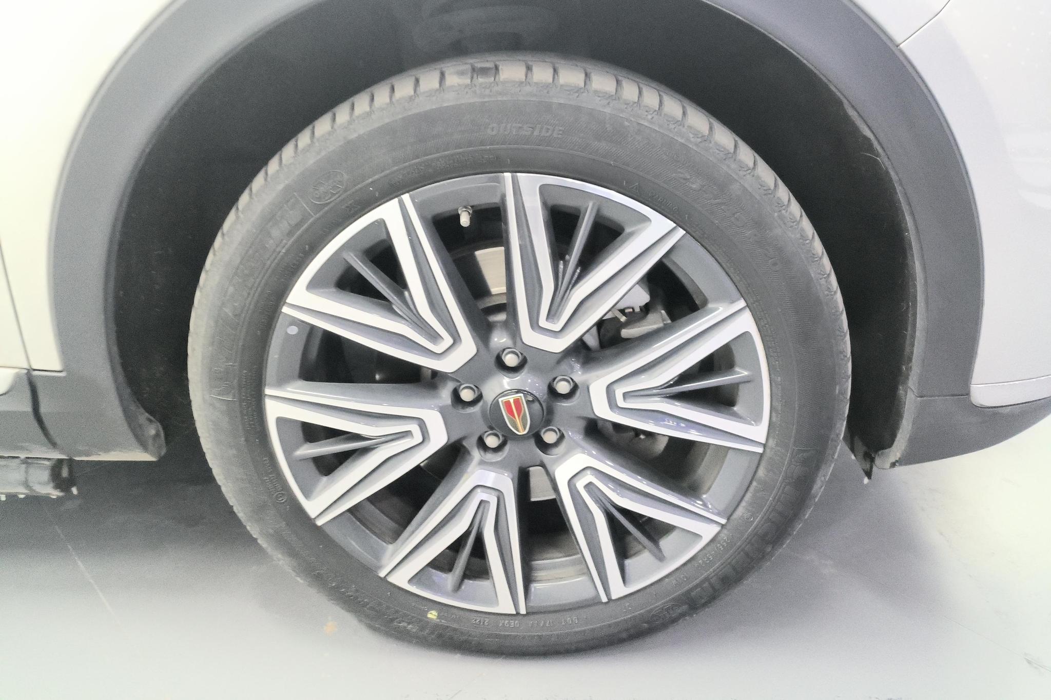 Hongqi HS5 2022 2.0T