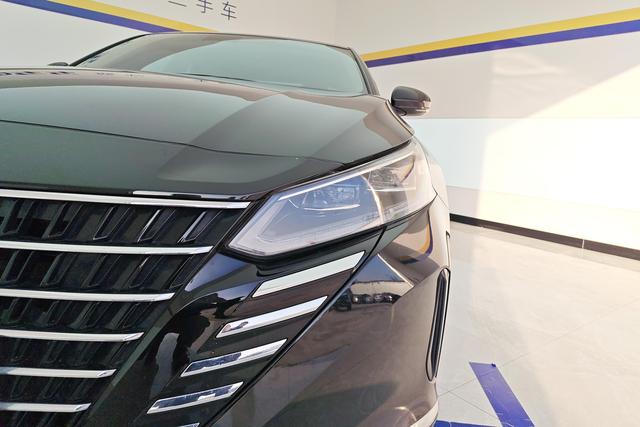Nissan Teana 2022 2.0 L XL-TLS — фото 4